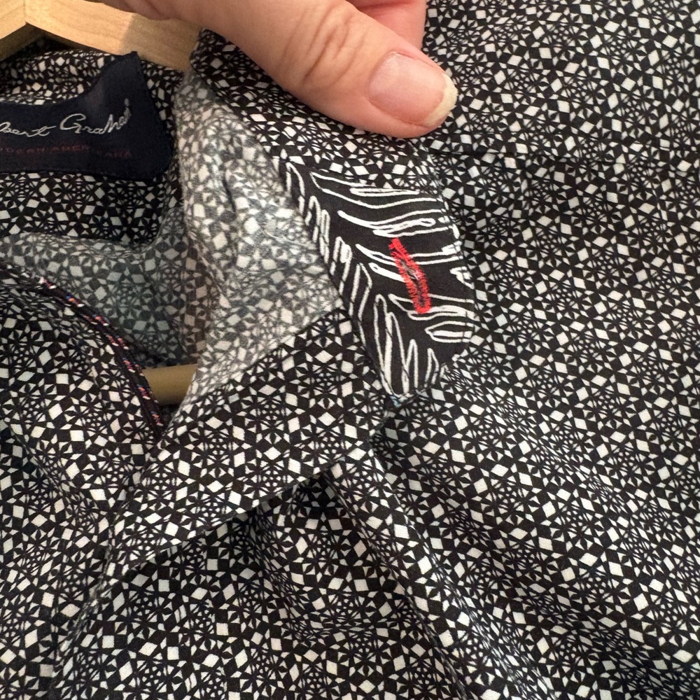 Robert Graham Black Micro-Pattern Button-Down Shirt - Picture 9 of 10